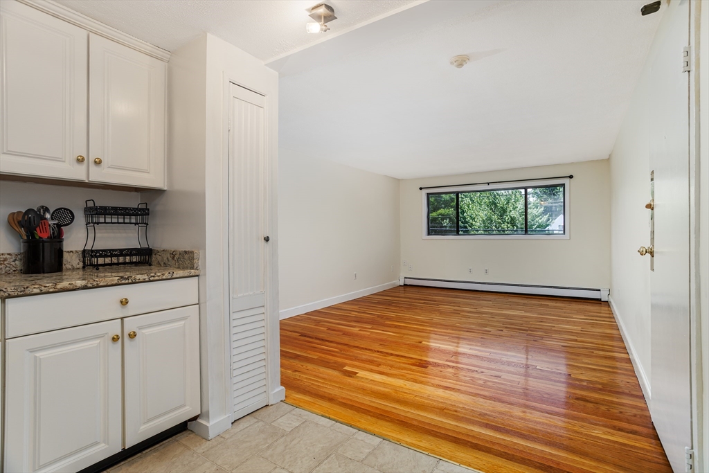 108 East Main Street 10