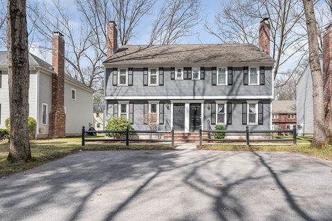 711 Wellman Ave 711 Chelmsford MA 01863