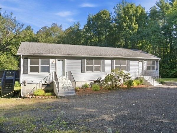 40-42 Crocker Nye Rd, Oakham, MA Photo #1