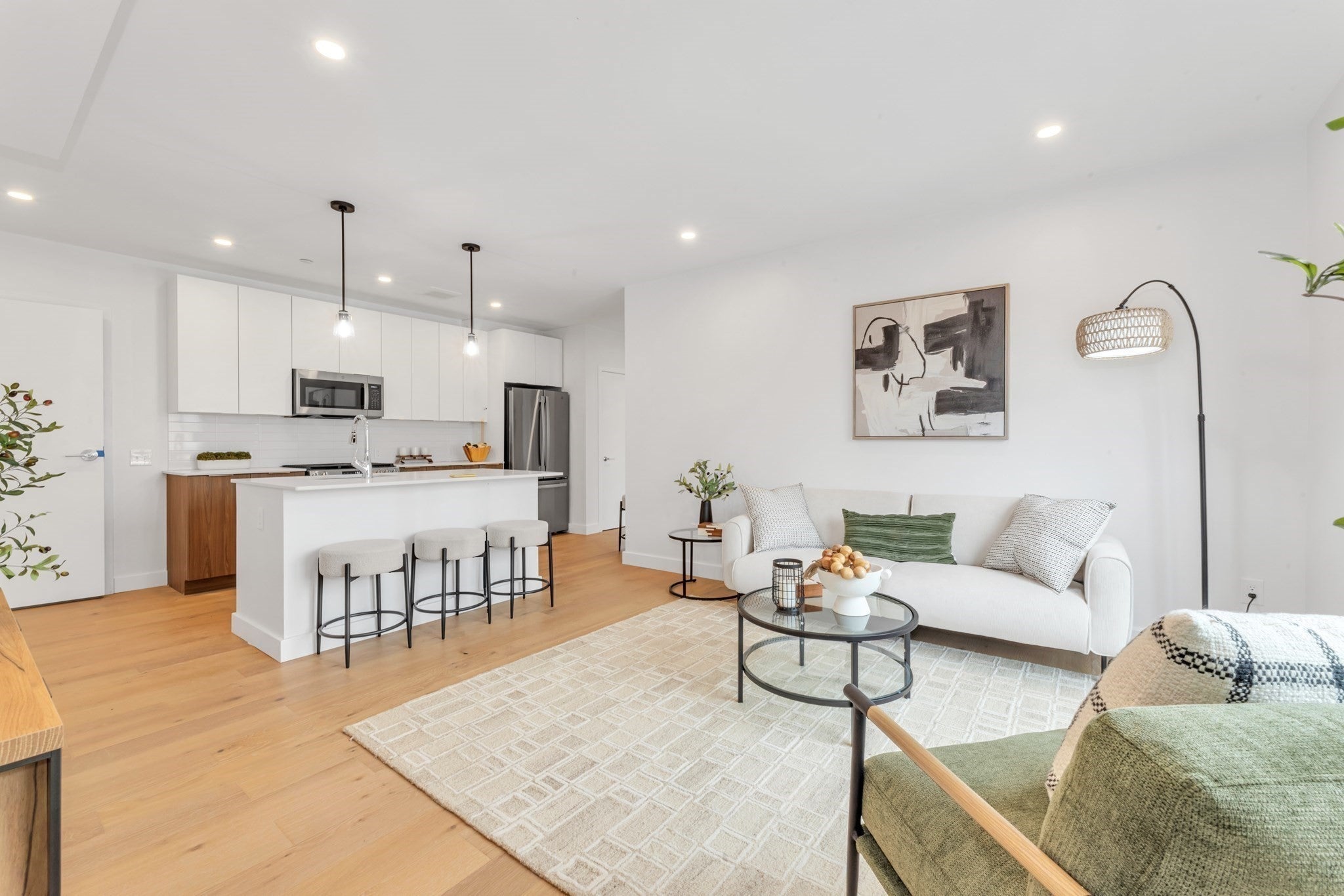 3992 Washington St 302, Boston MA 02131
