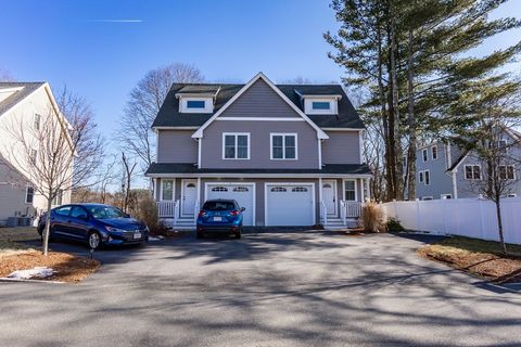 Photo of 1 Orchard View Circle #1, Framingham, MA 01702 (MLS # 73468711)