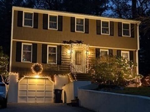 12 Ridgeway Ave Billerica MA 01821