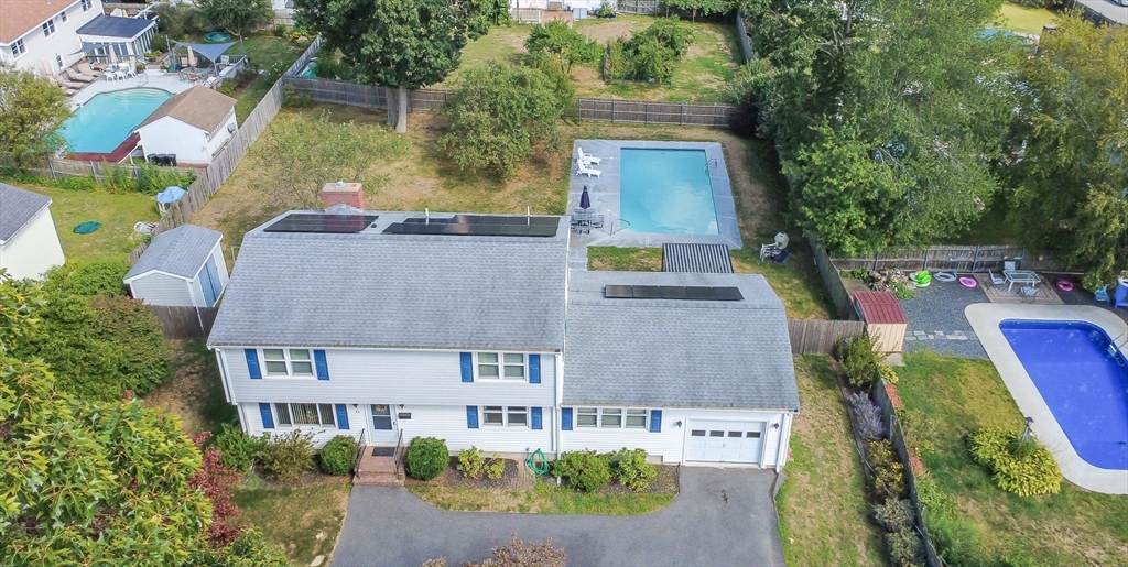34 Barry Avenue