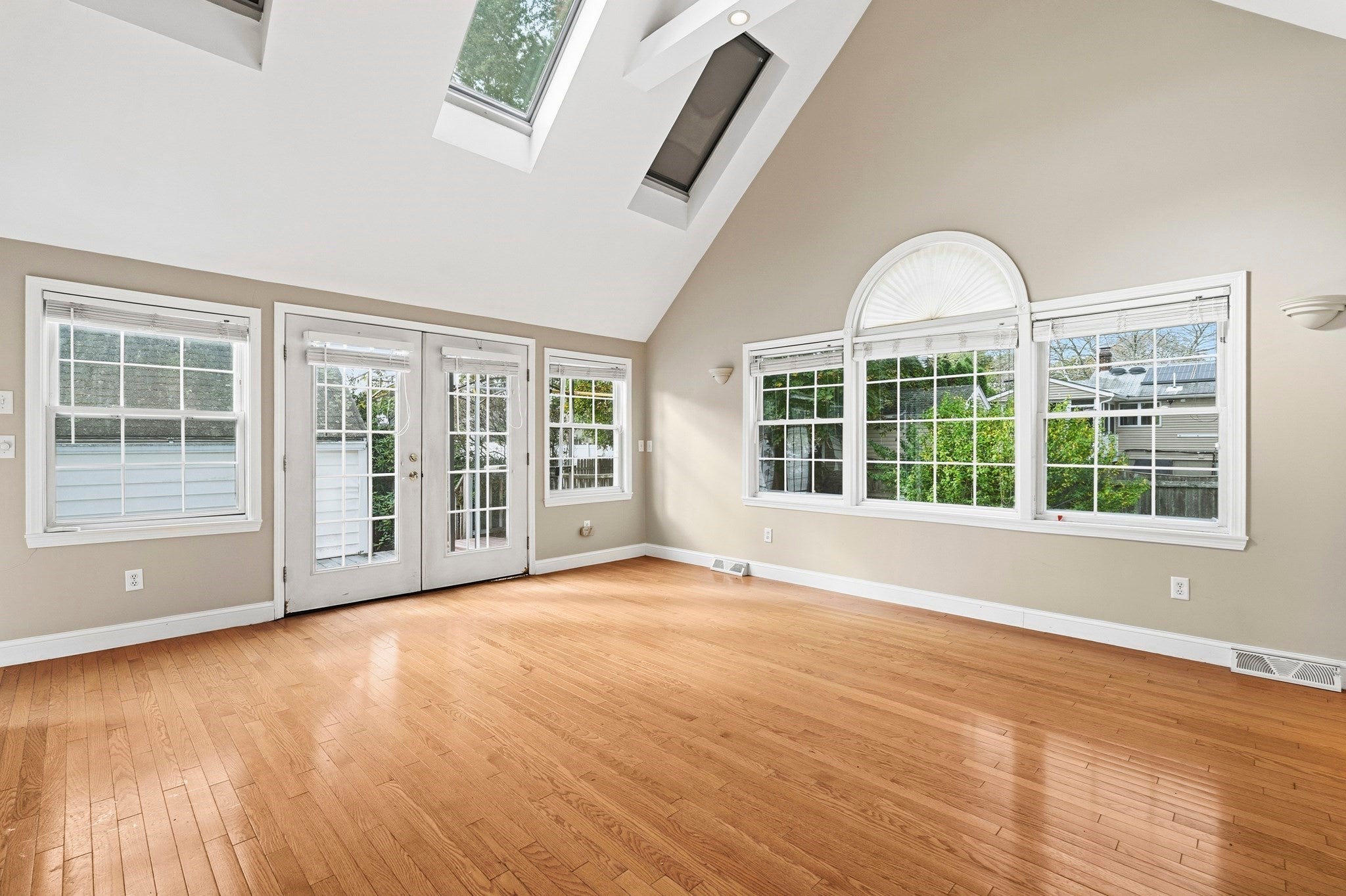 37 Jordan St, Beverly, MA, 37 Jordan St, Beverly, MA Photo #1