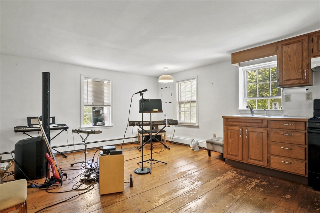 18-20 Brattle Street