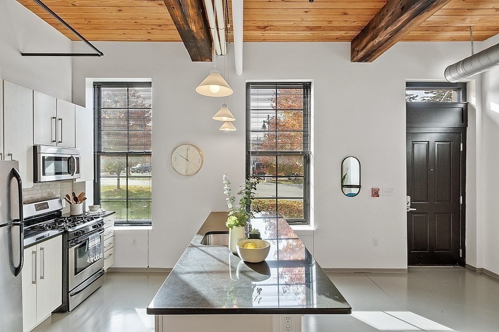 160 Water St #24, Williamstown, MA Photo #16