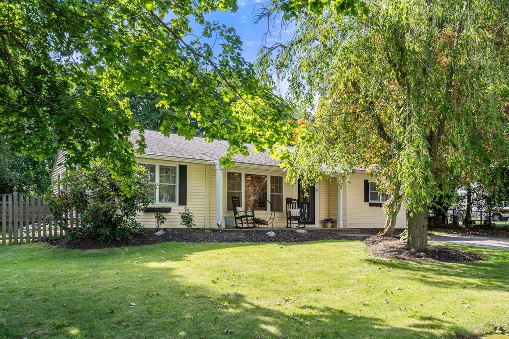 8 Vista Dr, Shrewsbury, MA, 8 Vista Dr, Shrewsbury, MA Photo #1