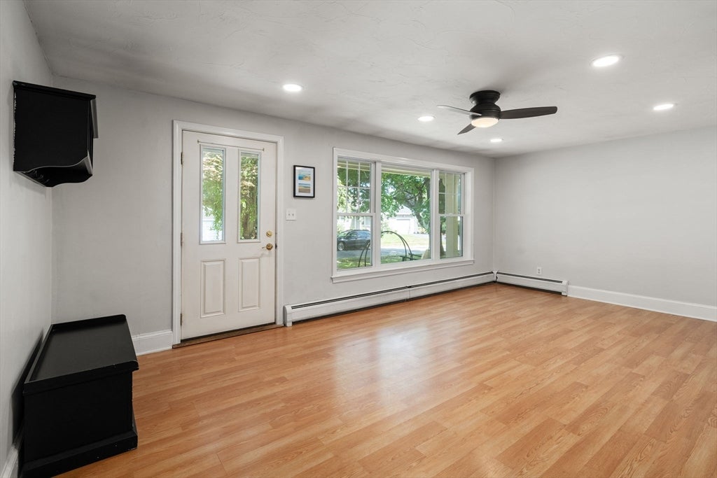 8 Vista Dr, Shrewsbury, MA, 8 Vista Dr, Shrewsbury, MA Photo #4