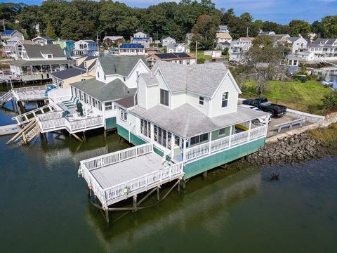 9 Parkview Ave Beverly MA 01915