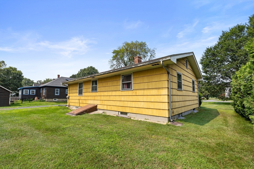 166 North Main St.