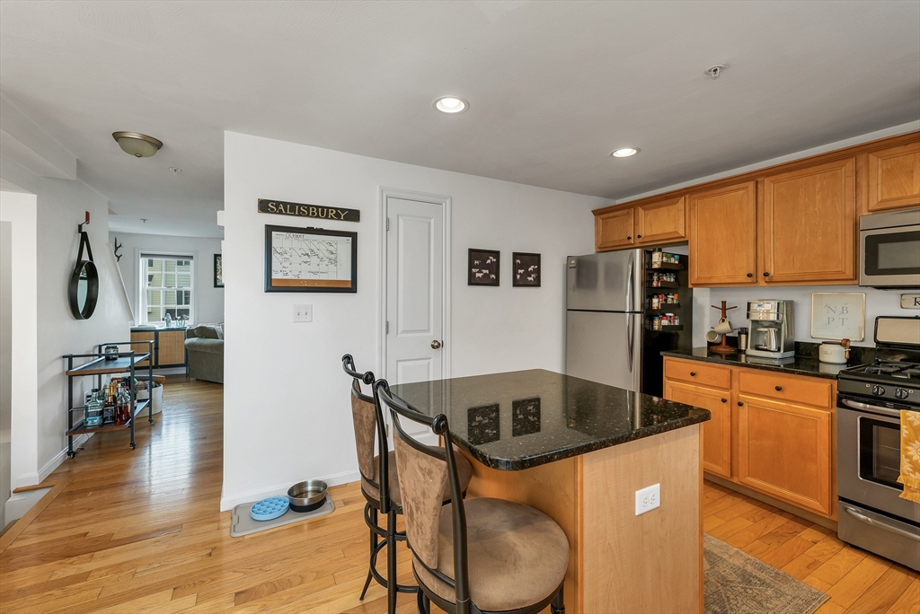 Salisbury, Massachusetts 01952, United States, 2 Bedrooms Bedrooms, ,2 BathroomsBathrooms,Residential,Pending,230559