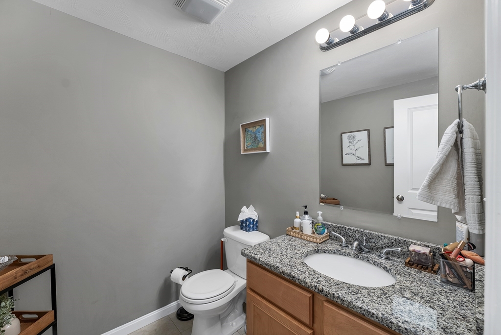 Salisbury, Massachusetts 01952, United States, 2 Bedrooms Bedrooms, ,2 BathroomsBathrooms,Residential,Pending,230559