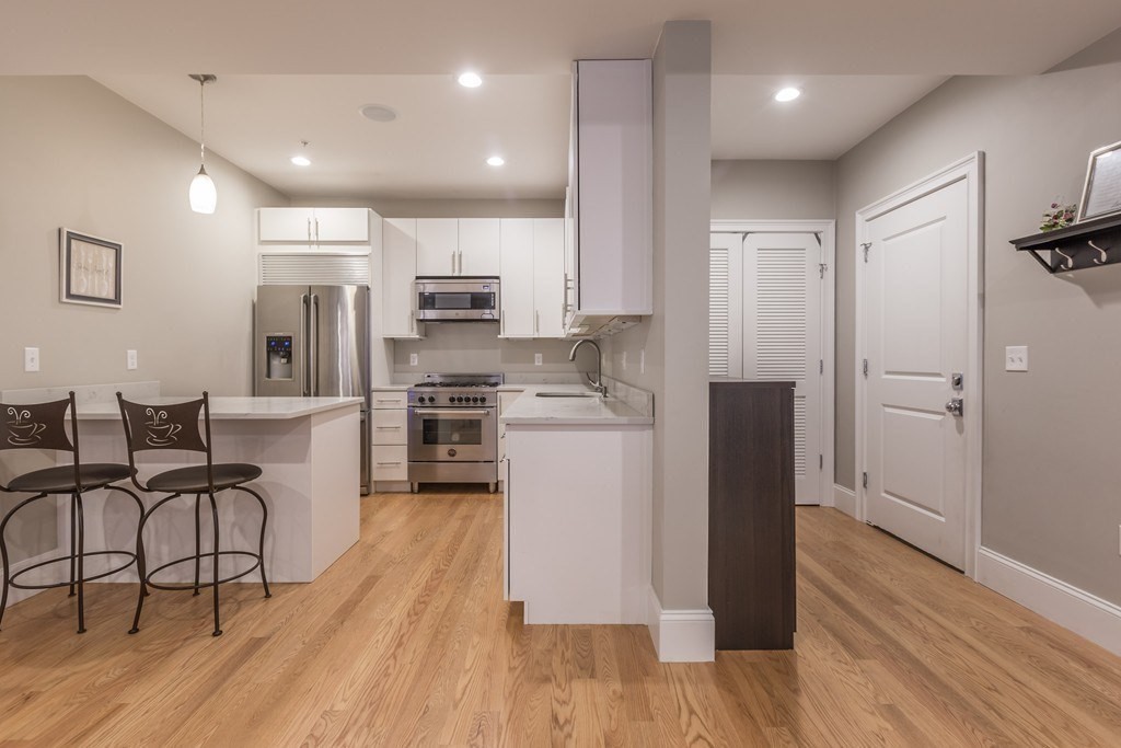 111 B St 2