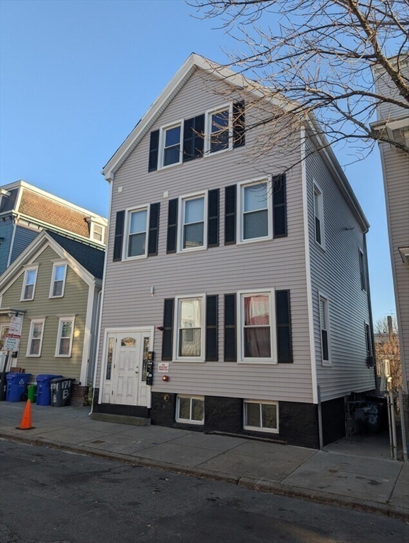 167 Lexington St 167