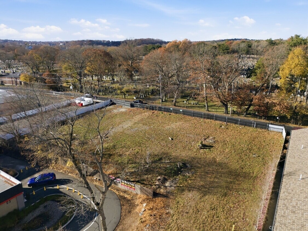 586 Canterbury Street