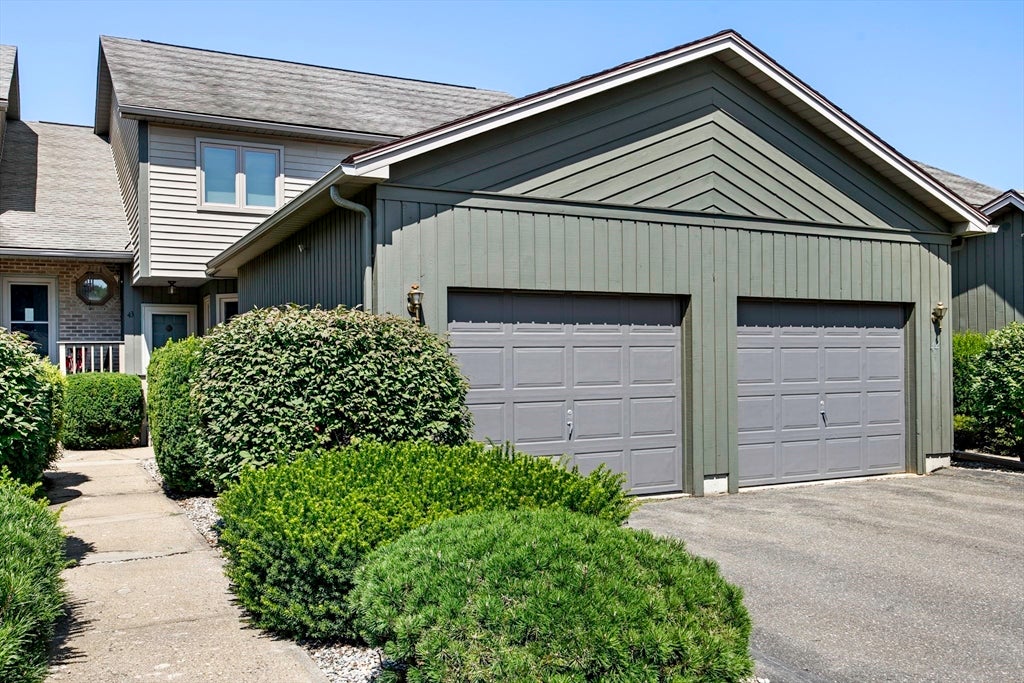 43 Pine Grove Drive #43, South Hadley, MA Photo #2