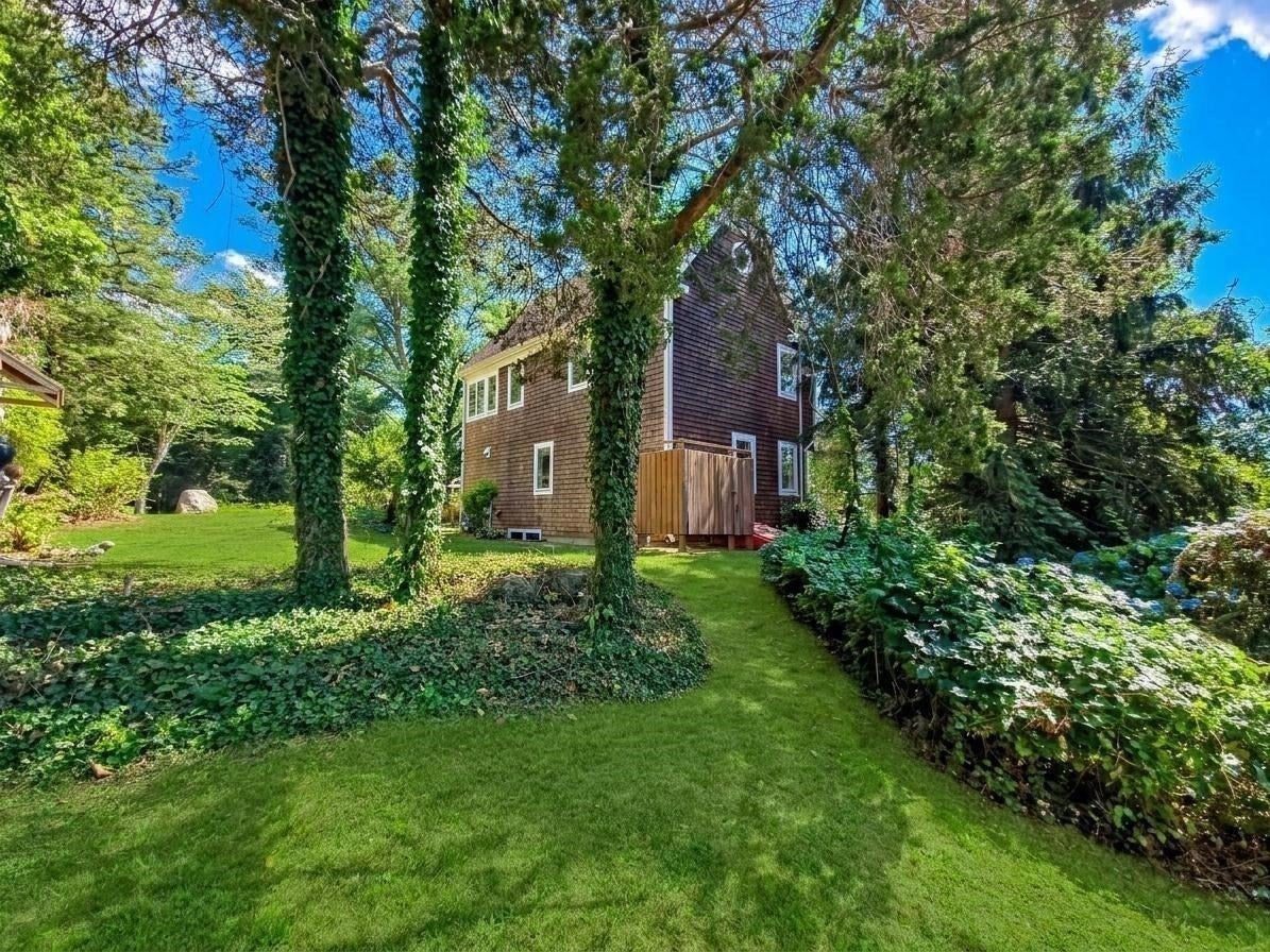 10 Squeteague Harbor Rd, Bourne, MA, 10 Squeteague Harbor Rd, Bourne, MA Photo #33