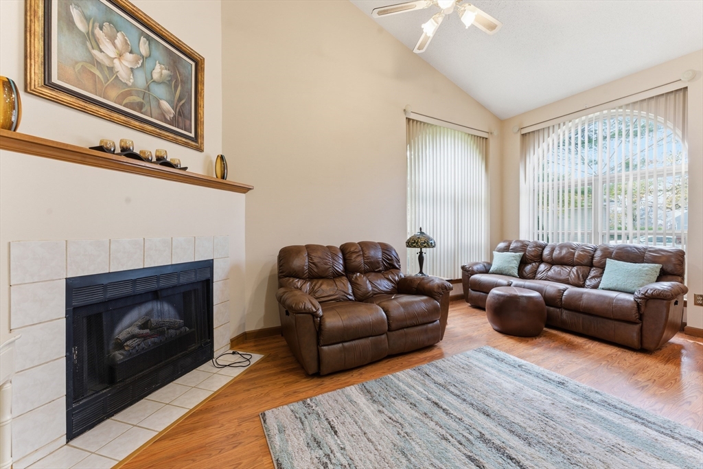 128 Brookfield Ln 128