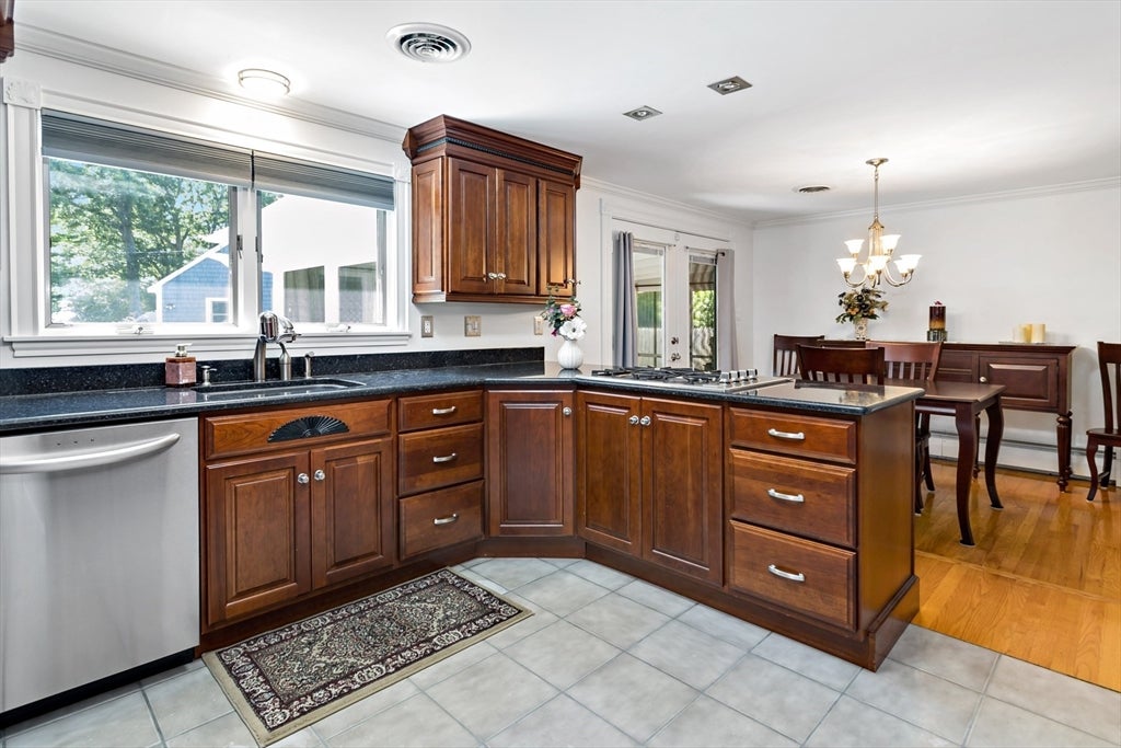 4 Deepwood Drive, Falmouth, MA, 4 Deepwood Drive, Falmouth, MA Photo #9