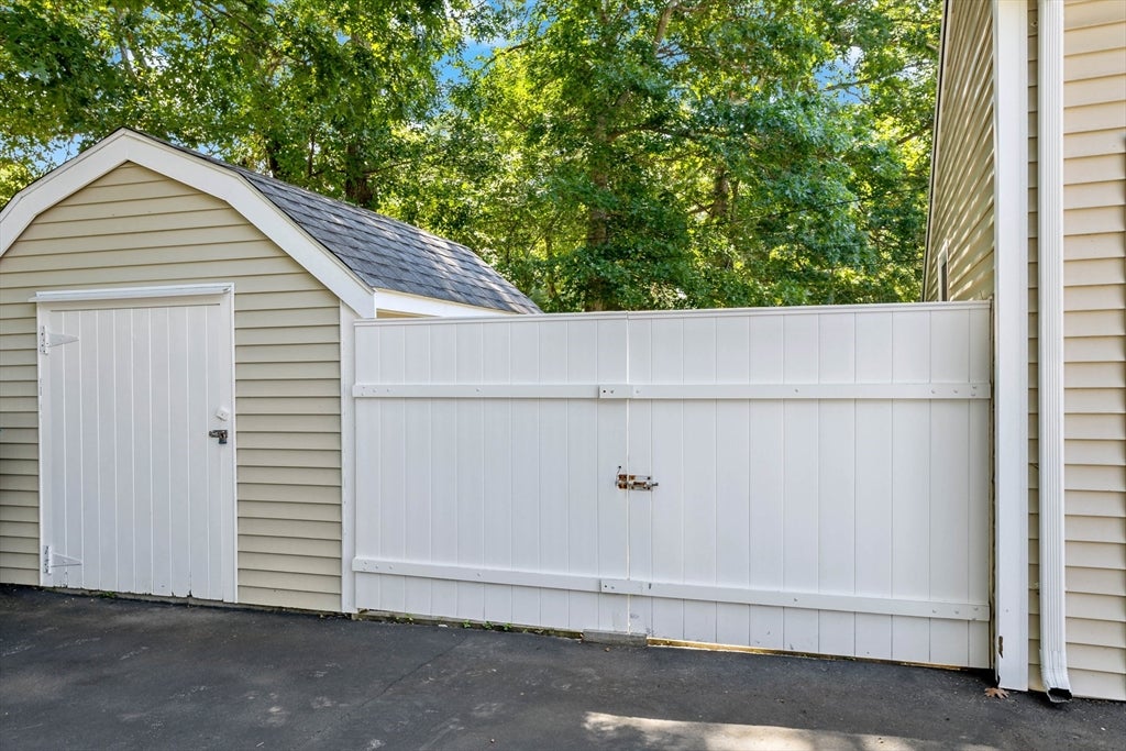 4 Deepwood Drive, Falmouth, MA, 4 Deepwood Drive, Falmouth, MA Photo #30