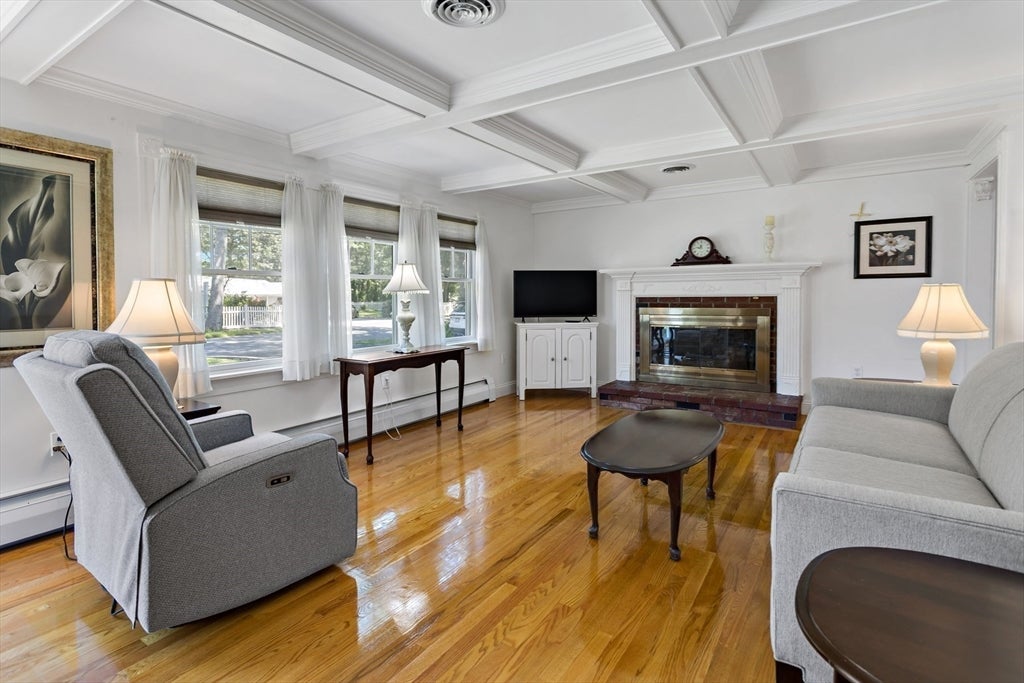 4 Deepwood Drive, Falmouth, MA, 4 Deepwood Drive, Falmouth, MA Photo #13