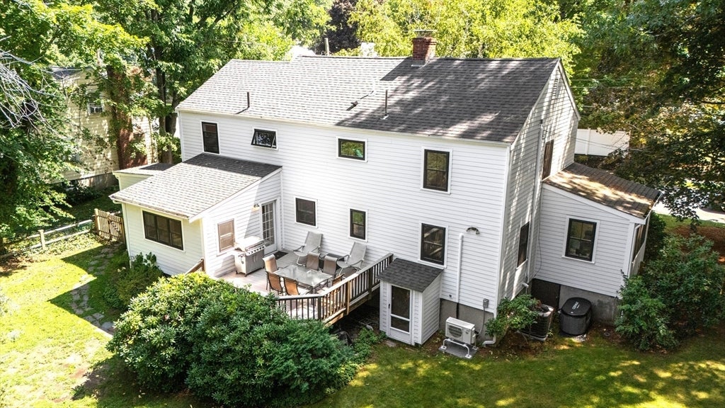 14 Fuller Brook Ave