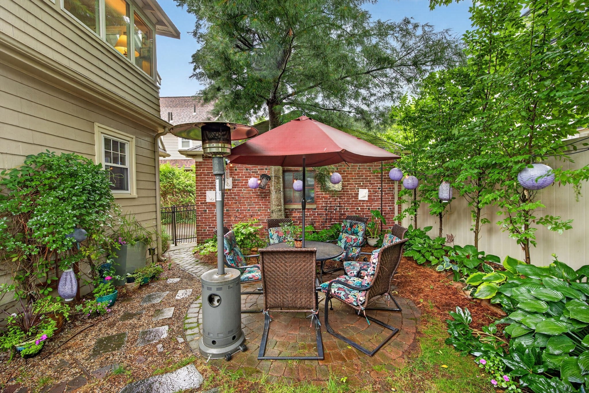45 Hamlet St, Arlington, MA Photo #34