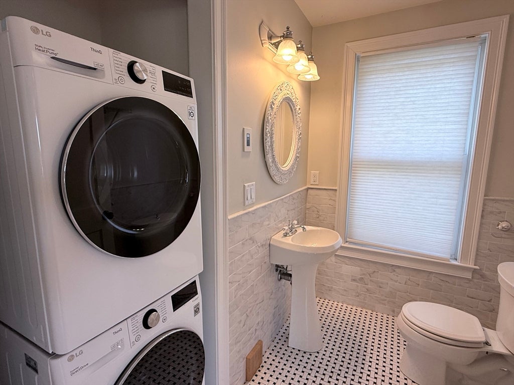20 Salem St #2, Haverhill, MA Photo #8
