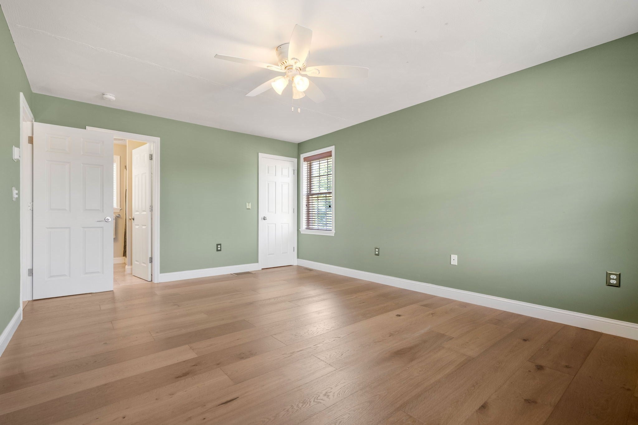 11 Duquette Dr, Haverhill, MA Photo #13