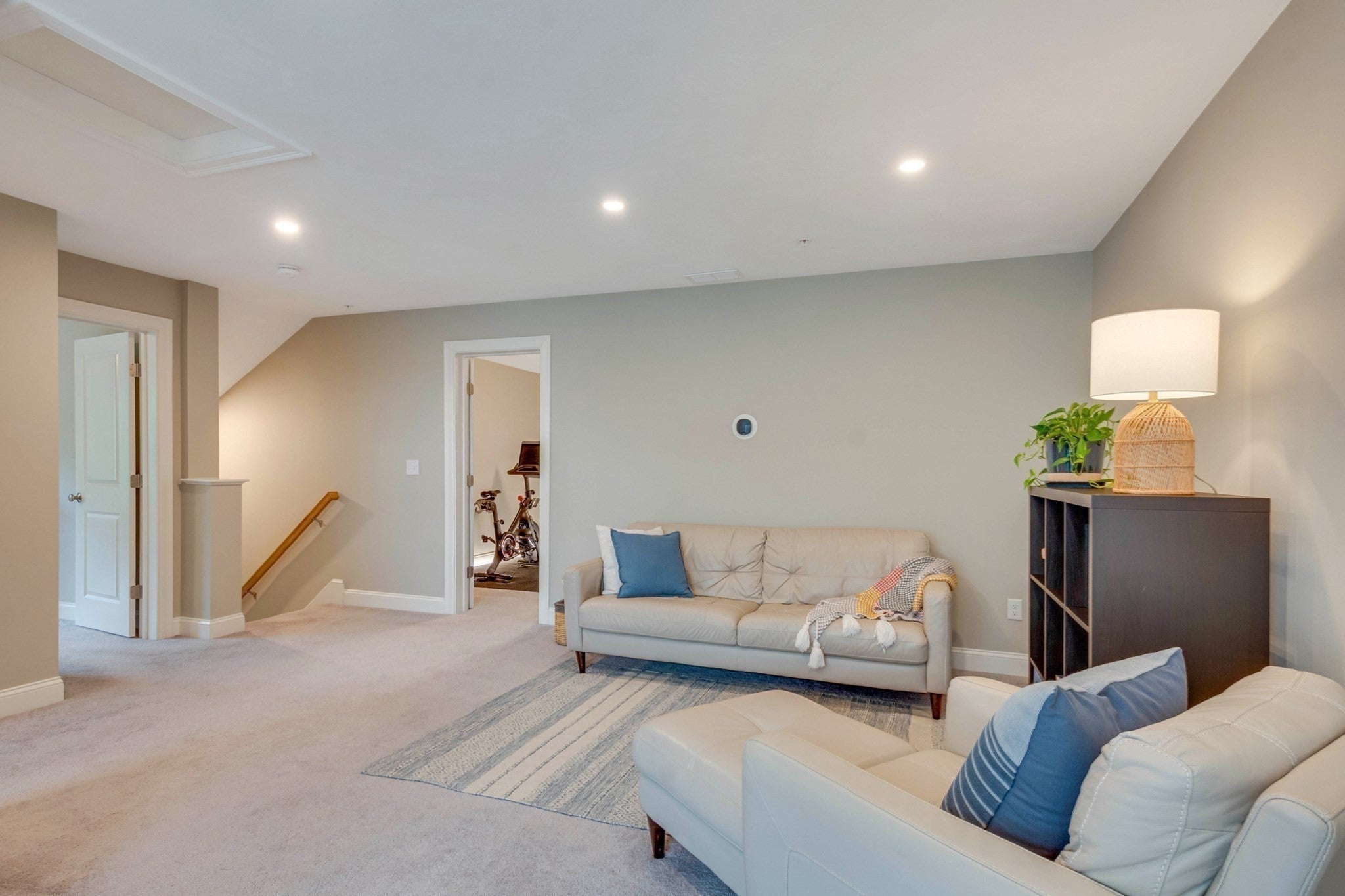 837 Ledgewood Way #837, Clinton, MA Photo #26