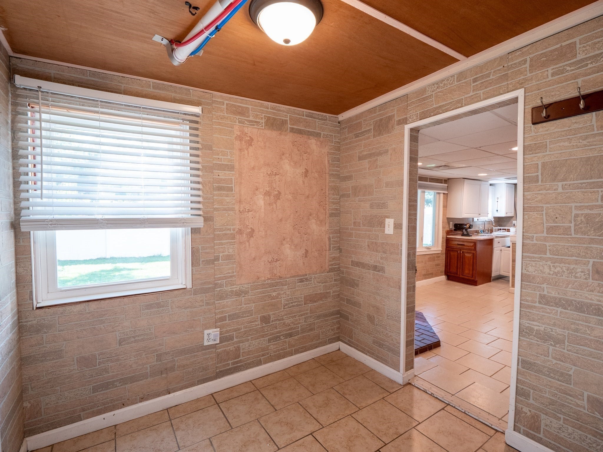 38 Burlington St, Woburn, MA, 38 Burlington St, Woburn, MA Photo #21
