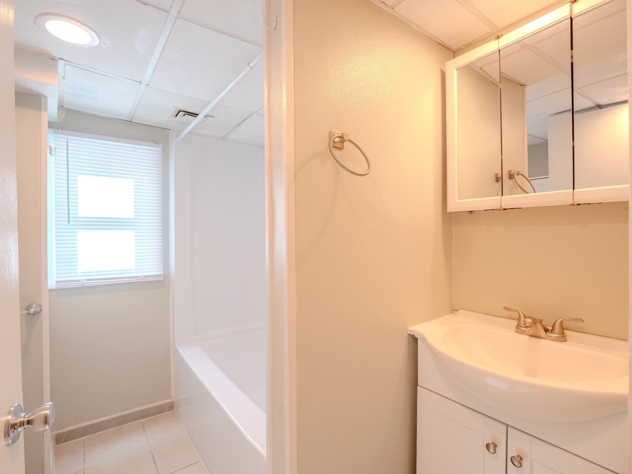 38 Burlington St, Woburn, MA, 38 Burlington St, Woburn, MA Photo #23
