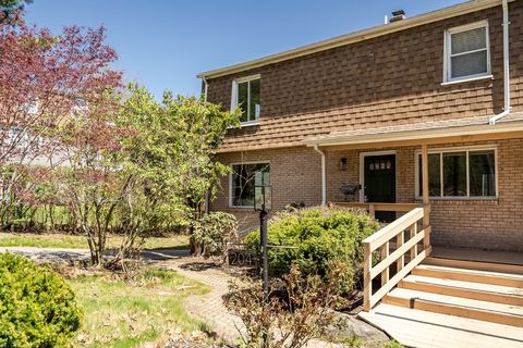 204 Lagrange St 204 Newton MA 02467
