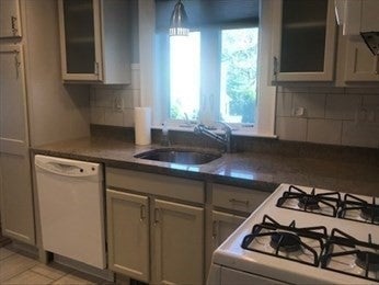 38 Mott Street #1, Arlington, MA Photo #4