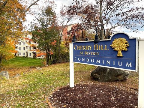 2 Duck Pond Road 108 Beverly MA 01915