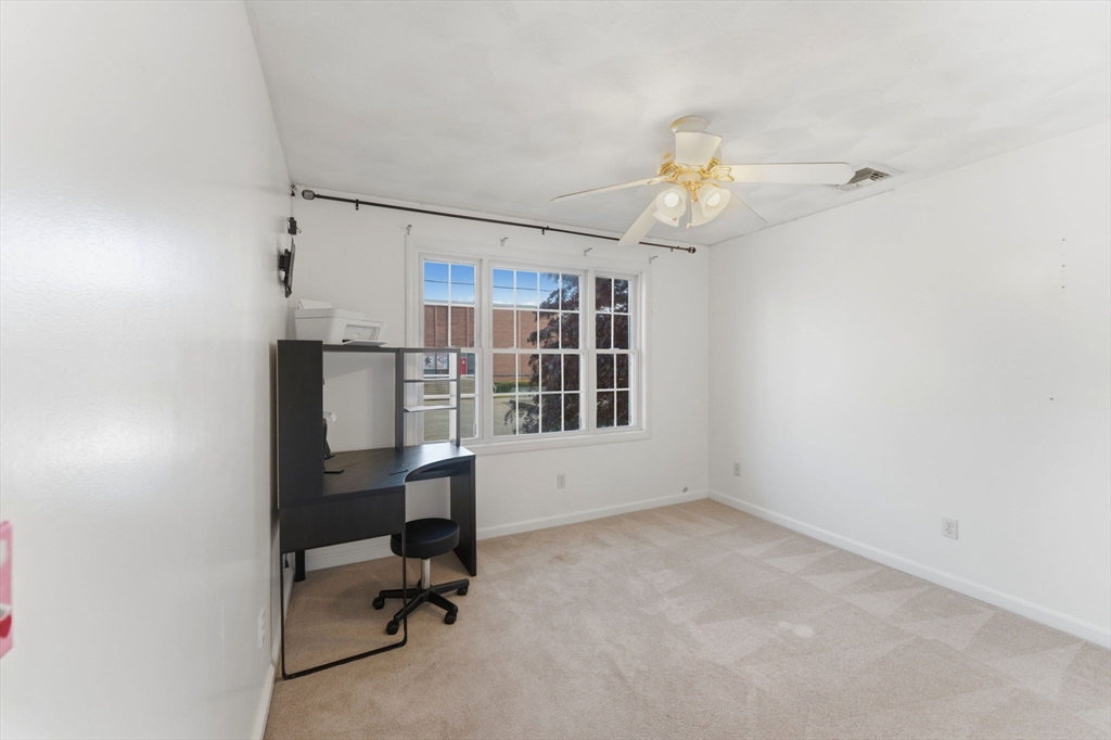 61 Metropolitan Ave, Cranston, RI Photo #16