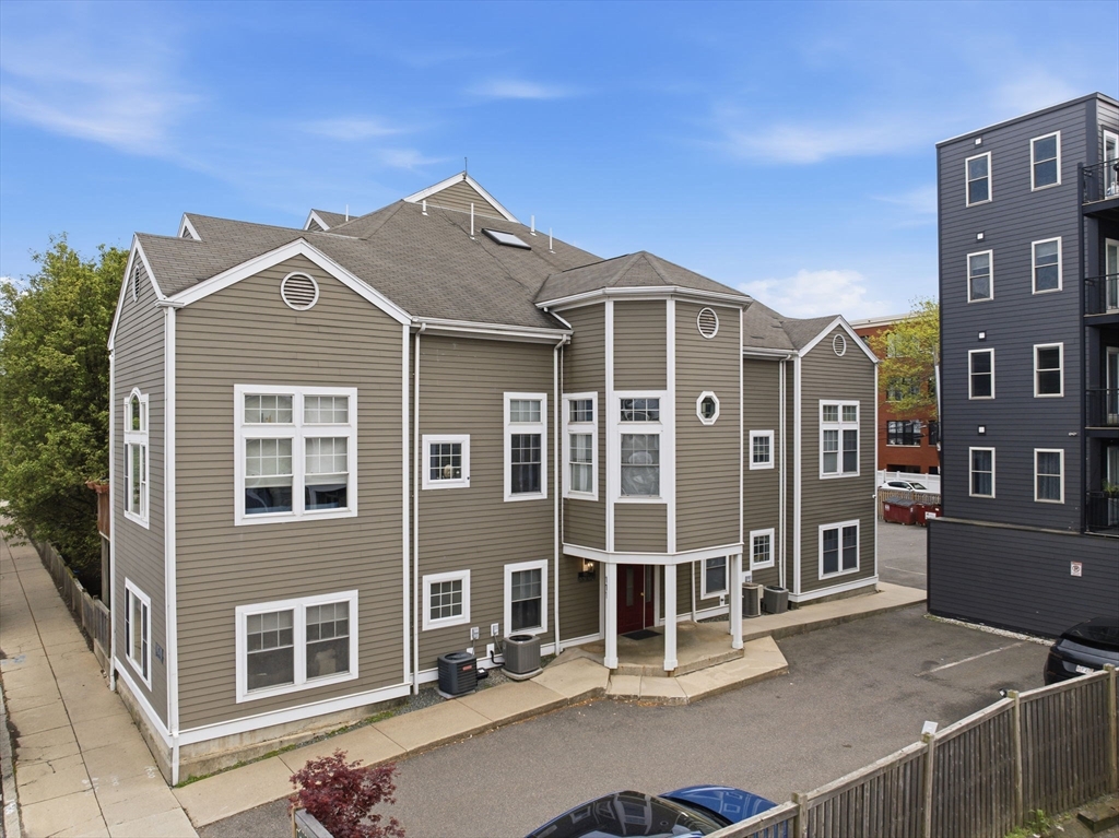 111 W 8th Street A
