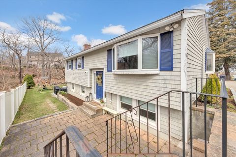 4 Tidal Cove Way Gloucester MA 01930