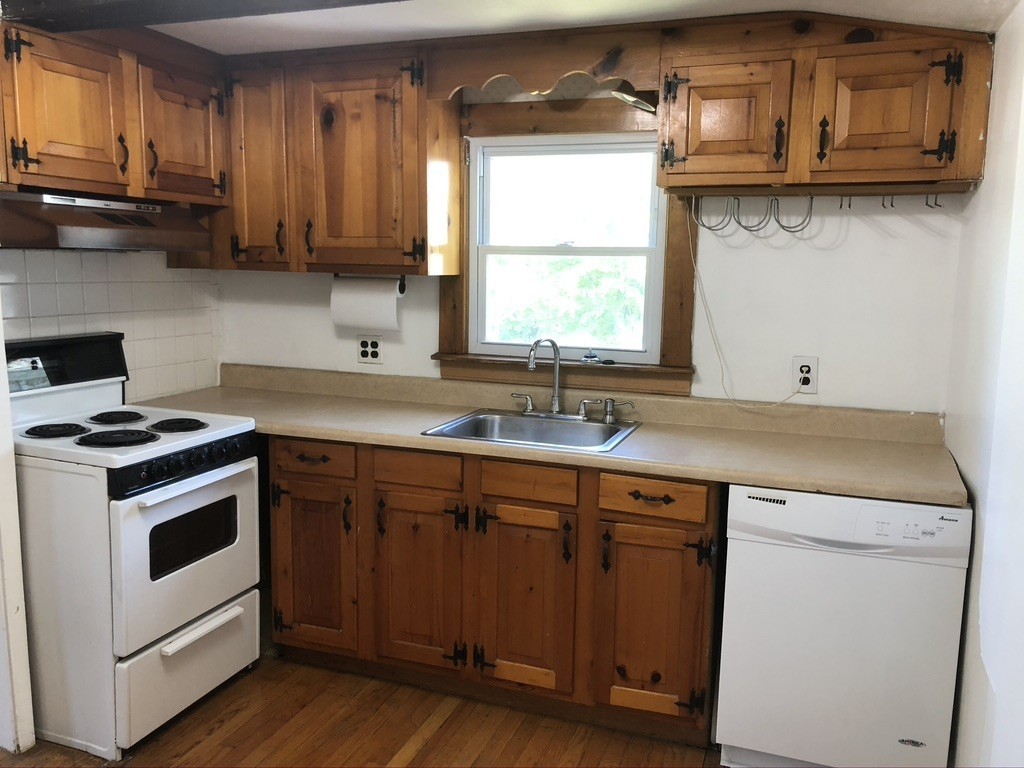 639 Lincoln St. 3