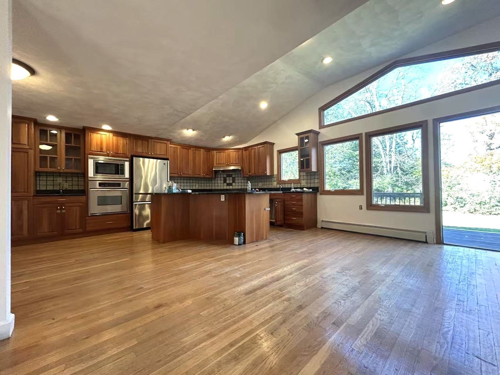 31 Lillian RD, Lexington, MA, 31 Lillian RD, Lexington, MA Photo #2