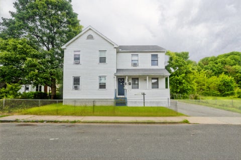 Photo of 9-11 Richelieu St, Springfield, MA 01105 (MLS # 73577716)
