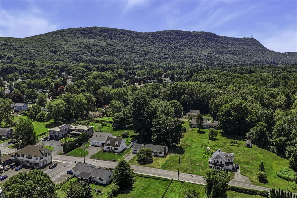 140 Everett St, Easthampton, MA, 140 Everett St, Easthampton, MA Photo #34