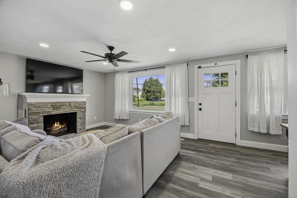 140 Everett St, Easthampton, MA, 140 Everett St, Easthampton, MA Photo #11