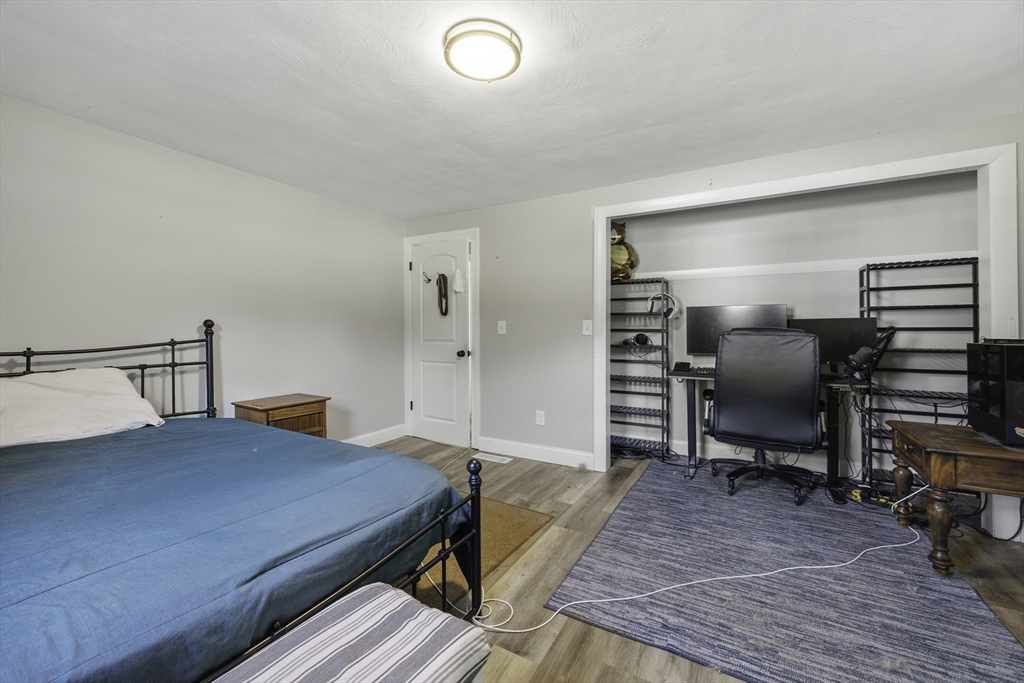140 Everett St, Easthampton, MA, 140 Everett St, Easthampton, MA Photo #18