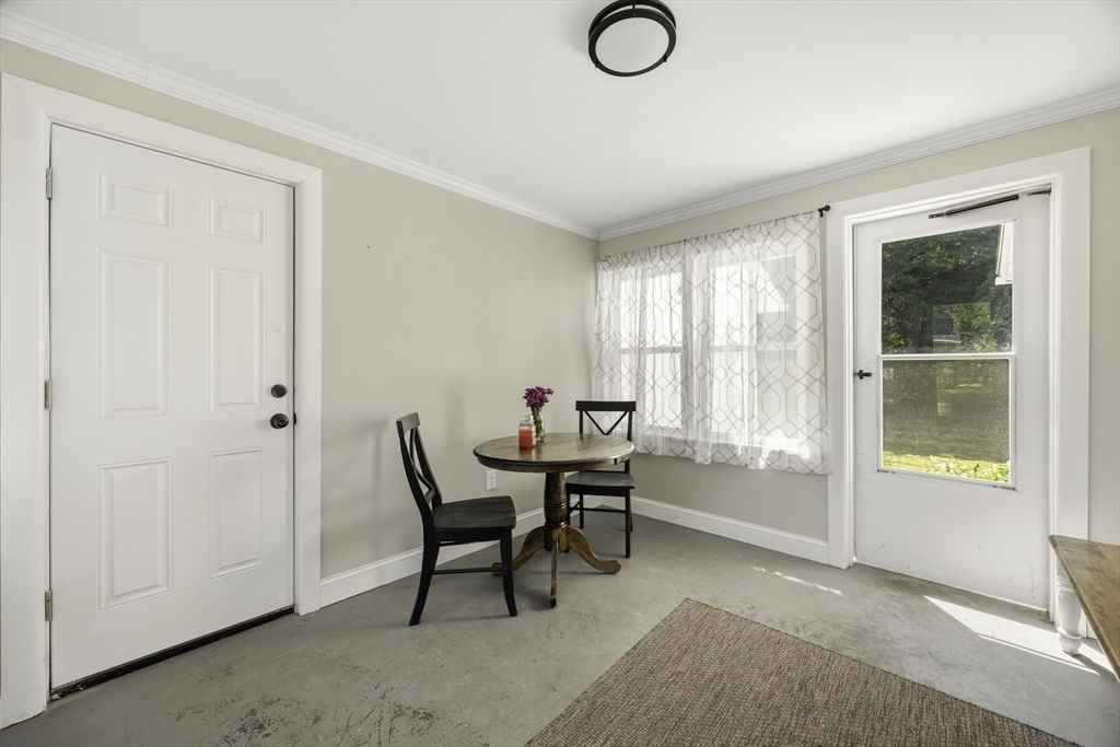 140 Everett St, Easthampton, MA, 140 Everett St, Easthampton, MA Photo #4