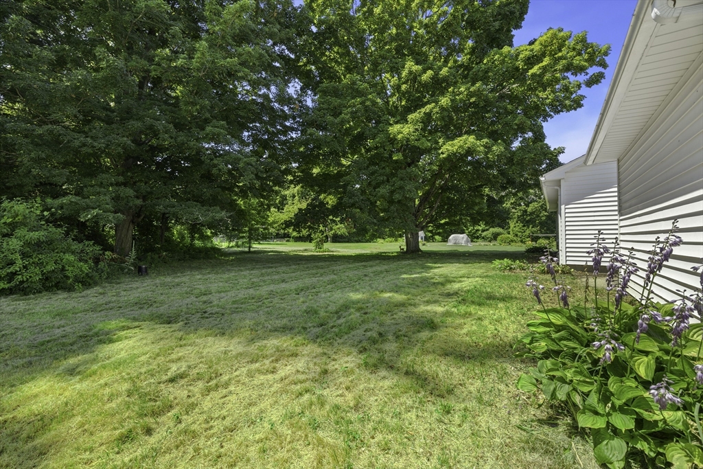 140 Everett St, Easthampton, MA, 140 Everett St, Easthampton, MA Photo #25