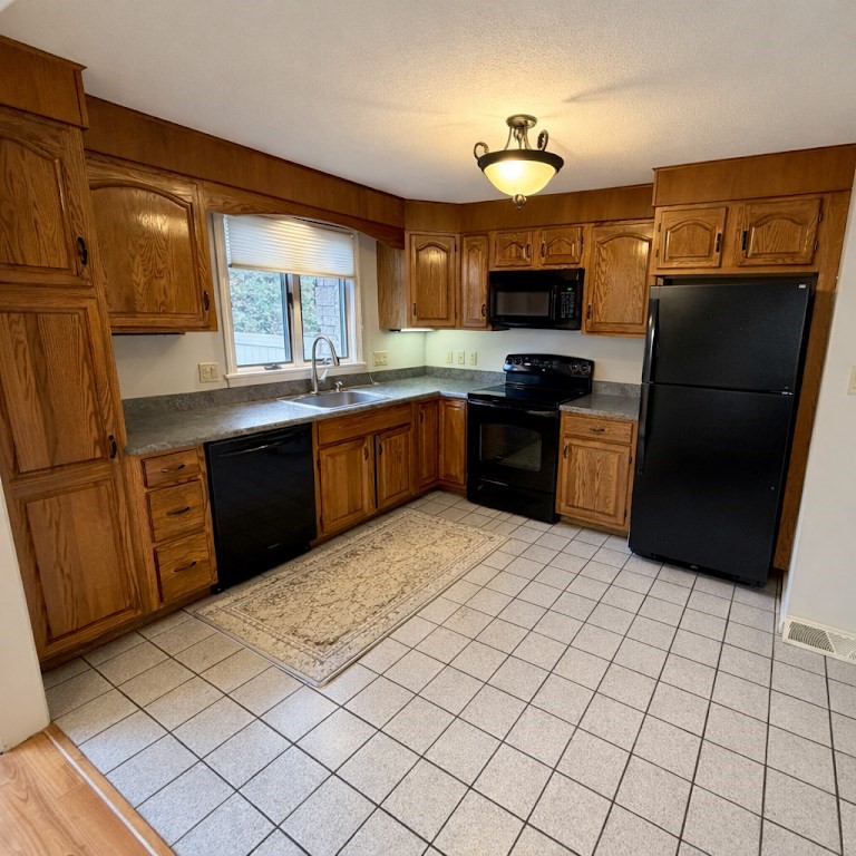 11 Mansion Woods Drive F