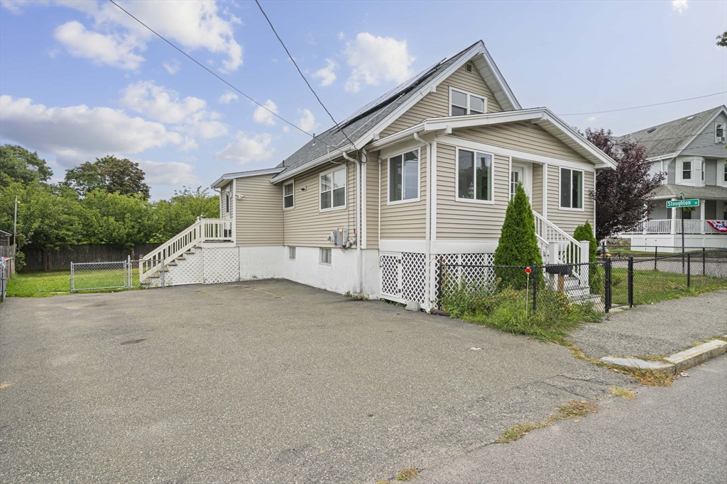 7 Manet Avenue
