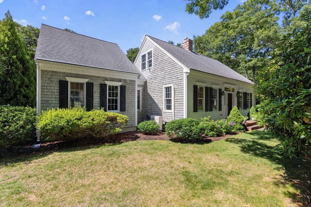 2 Huckleberry Dr