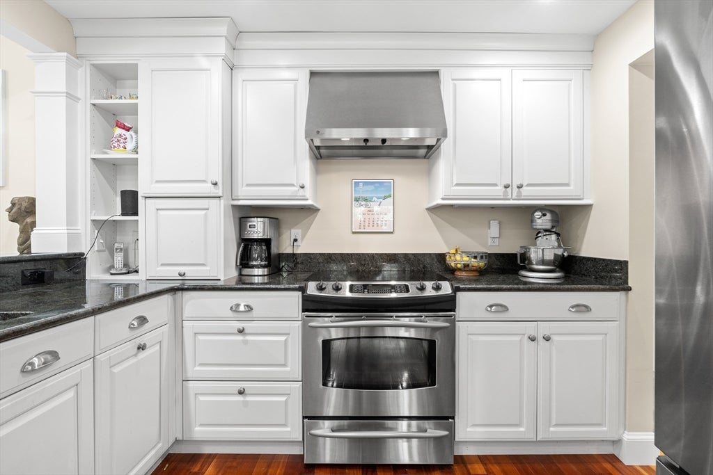 406 Lowell St, Andover, MA, 406 Lowell St, Andover, MA Photo #4